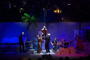 2009_4_kongen_af_himmelby_den_fynske_opera_scenografi_stage_design_goje_rostrup