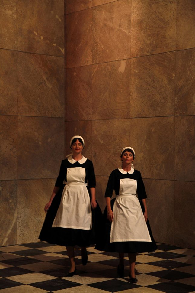 5-scenografi-scenography-goje-rostrup-snehvides_spejl_den_jyske_opera_danish_national_opera_2011