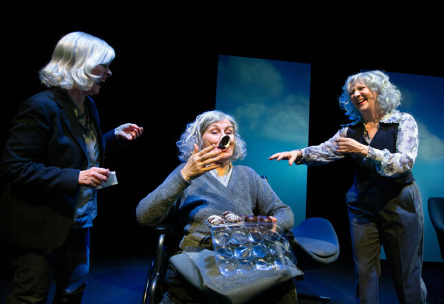 Maddiker/Maggots, Folketeatret, 2022, set and costume design: Gøje Rostrup, Photographer: Thomas Petri